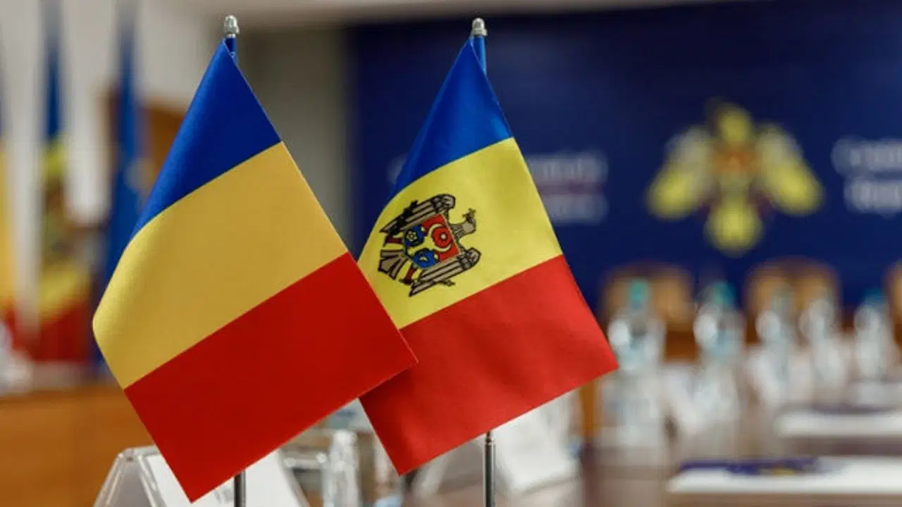 Romanya’da Moldova hamlesi: Birleşme teklifi Meclis’ten geçti